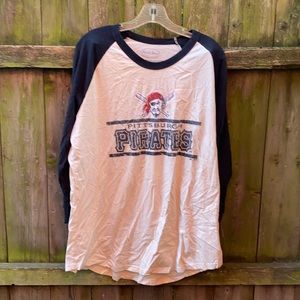 Pittsburgh Pirates long sleeve tee sz. XL